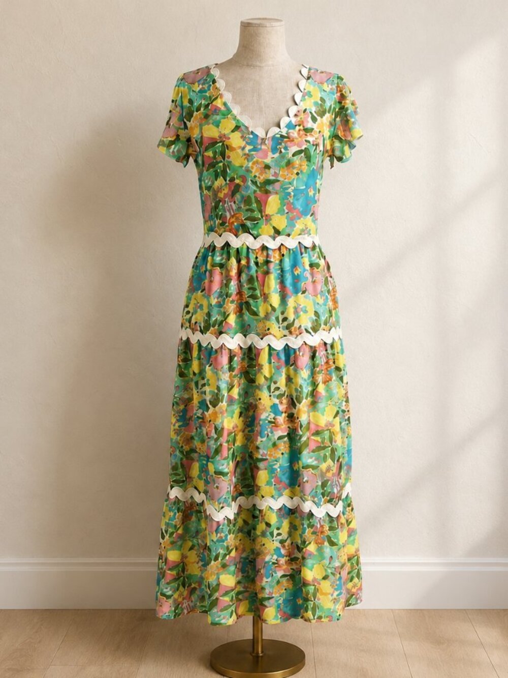 Smith & Quinn Allegra Rainie Maxi Dress Picassos Petal Green Yellow Floral M